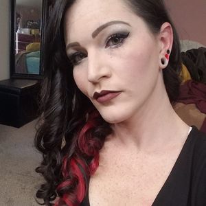 Meet your Posher, Ally